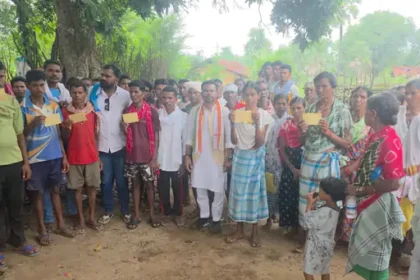 Adivasi Release Signature Campaign : जेल में बंद आदिवासियों की रिहाई की मांग, हरीश कवासी लखमा ने शुरू किया हस्ताक्षर अभियान