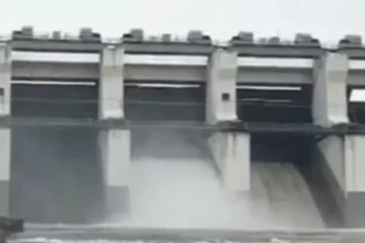 Gangrel Dam Gate Opening