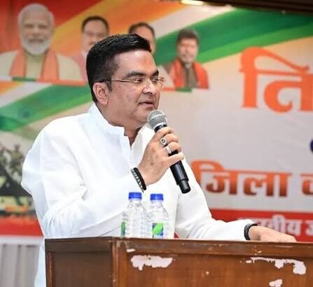 Rikesh Sen Initiative : महिलाओं के लिए विधायक रिकेश सेन की बड़ी पहल, अब 1 रुपये में मिलेगी सेनेटरी नेपकिन