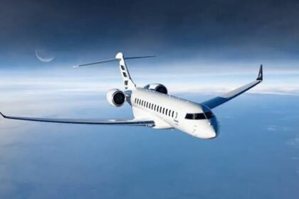 Bilaspur Delhi Flight : दिल्ली के लिए उड़ान भरते ही फ्यूल लीक का खतरा, 40 यात्रियों की अटकी सांसें, इमरजेंसी लैंडिंग