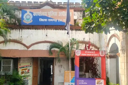Raigarh Police Action : ढाबा संचालक से मारपीट की शिकायत पर हेड कॉन्स्टेबल सस्पेंड, कॉन्स्टेबल लाइन अटैच
