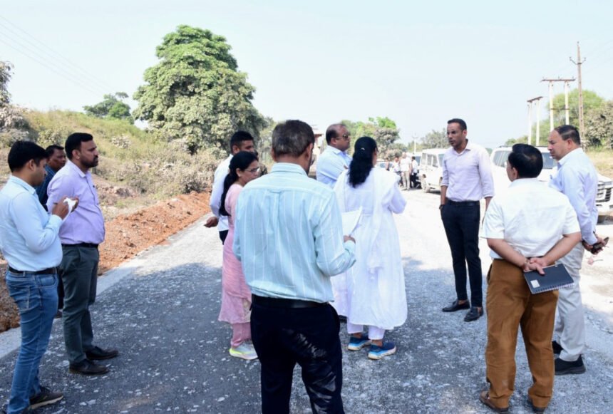 Chhattisgarh PWD Inspection : सड़क-पुलों की गुणवत्ता पर सचिव की सख्ती, निर्माण में लापरवाही मिली तो अधिकारियों की बढ़ेगी मुश्किल!