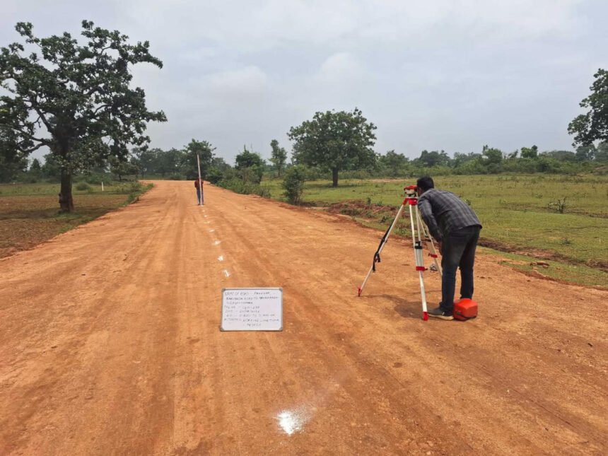 Bastar Road Connectivity : दीपावली से पहले बस्तर को सड़क विकास की सौगात, 485 बसाहटों के लिए काम स्वीकृत