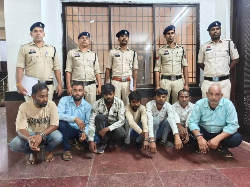 Operation Nishchay : एनएच-130 पर गांजा तस्करी का भंडाफोड़, लग्जरी कारों से जा रहे 7 गिरफ्तार, 25.4 लाख का माल जब्त