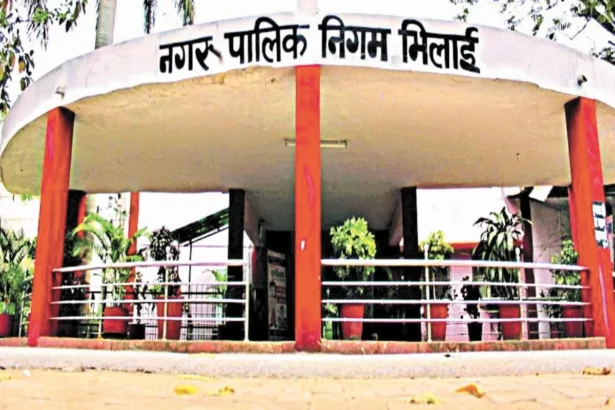 Chhattisgarh Civic Elections : तीन नगर निगमों में किसकी बनेगी सरकार! कांग्रेस की साख दांव पर, भाजपा ने कसी कमर
