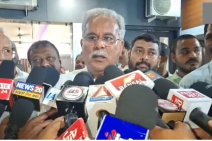 Bhupesh Baghel EVM Statement : EVM से लेकर पेंशन तक भूपेश बघेल का सरकार पर हमला, बोले- बैलेट पेपर से हो चुनाव