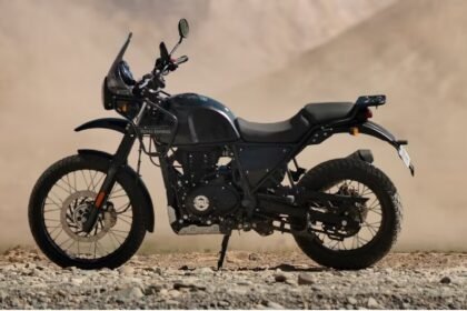 Royal Enfield Himalayan 440 : बंपर डिमांड से इस बाइक की बंद करनी पड़ी, 6 महीने की वेटिंग, कीमत और फीचर्स जानिए