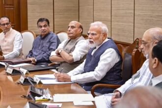 Central Government DA Hike : कर्मचारियों को दिवाली गिफ्ट! महंगाई भत्ता 3% बढ़ा, 50 हजार बेसिक वालों को हर महीने 1,500 का फायदा