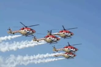 Sarang Helicopter Show Raipur : रायपुर के आसमान में आज दिखेगा सारंग का दम! 25 मिनट तक उड़ेंगे पांच हेलीकॉप्टर, 2 नवंबर को होगा एयर शो