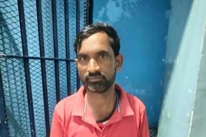 Bhatarpara Knife Viral : सोशल मीडिया पर चाकू लहराकर दहशत, राहगीरों को धमकाने का आरोप, आरोपी गिरफ्तार
