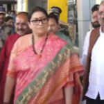 Smriti Irani Raipur Visit : स्मृति ईरानी के पहुंचते ही भाजपा कार्यालय से हटाई पुलिस, सादगी से स्वागत, 2 दिन में होंगी 12 बैठकें